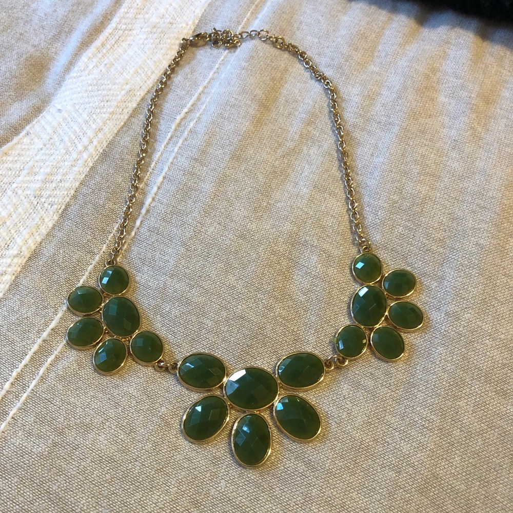Statement necklace
